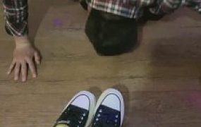 【圈内第一贱】KTV对着素人小姐姐犯贱