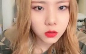 【初见】主人回家吃饭狗在下面伺候脚