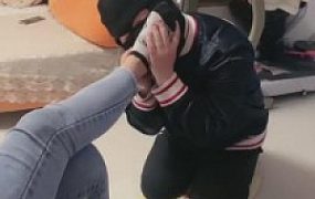 【初见】棉袜脚插吐贱奴