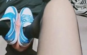 【小拽主人】喜欢舔鞋底的狗废物