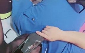 【泡泡S】高跟踩狗脸踩狗舌头