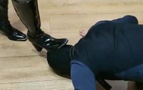 【青岛00后大学生】学生情侣主第一次调乖狗狗