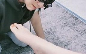 【清见】双女M-小三母狗喜欢舔脚