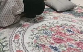 【颜颜艾斯】萝莉黑丝小姐姐脚下狗