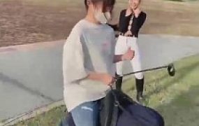 【二宝】电影级别推荐-路遇三个美女素人劝说玩Sm