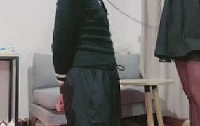 【桃子老师】把抖M男友绑起来强制虐