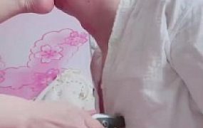 【兔粉粉】车钥匙虐乳转胯踩肚子