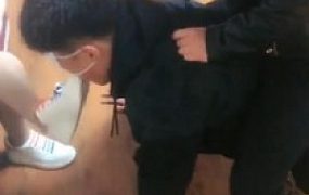 【逗逗】开发失恋的素人表妹用贱狗来发泄她的不满