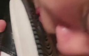 【白鲨】强迫舔AJ鞋/全体重踩踏