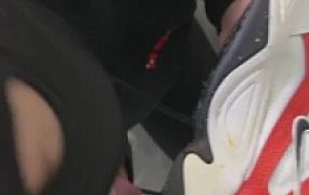 【黛黛S】喂狗吃真狗粮/踩踏喂食