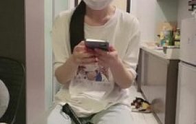 【子衿大大】口吞主人袜子/圣水/骑马/舔脚/强制耳光