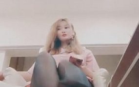 【林夕】护士小姐姐的脚垫