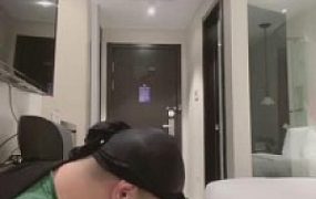 【别吵S】车模黑丝美腿高跟诱惑狗【续集】