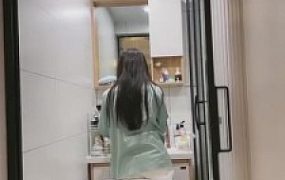 【樱桃大大】圈养家奴伺候就寝