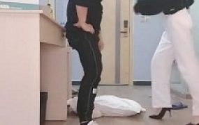 【德意志】暴力美少女组合群殴男神