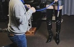 【冷大人】腿绞-狗奴训练/踩舌头