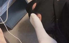 【黛黛s】闻脚/闻鞋/舔鞋底