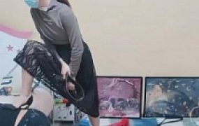 【艾琳】暴打贱狗骚男友