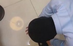 【雪莉】邻家女孩网袜羞辱发骚邻居