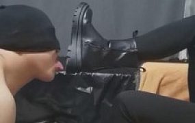 【北京宠儿】马桶犬清理鞋底