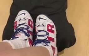 【甜甜】女神运动鞋棉袜调狗