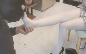 【黑桃】黑白丝双女王调丝袜狗儿子