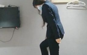 【御严】白领职业装高跟全体重踩踏