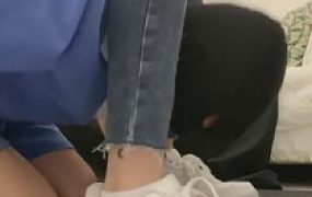 【香菜】骑马坐脸窒息舔脚闻袜