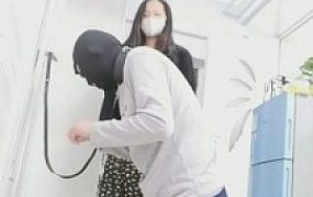 【情侣月儿】情侣家奴被惩罚的一天