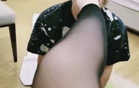 【一禾】御姐范黑丝高跟钻胯羞辱