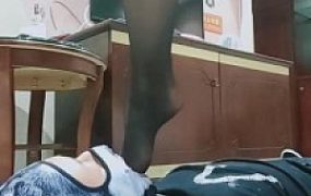 【雪s】美容院老板娘黑丝诱惑狗