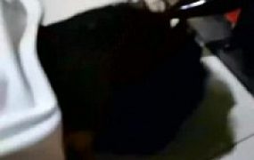 【傲雪】KTV厕奴极度羞辱呕吐遛狗出包间