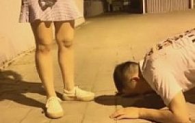 【刘二狗】情侣奴户外找素人犯贱