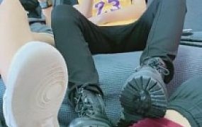 【美离子】素人-劲爆舔脚plus-白袜羞辱