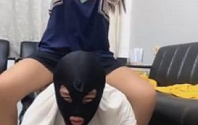 【涵涵】御姐白袜羞辱弟弟