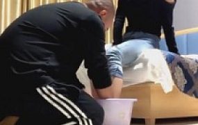 【成都叶子】上门洗脚师吭脚皮