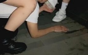 【胖虎】双妹子开发调教小白鞋靴子