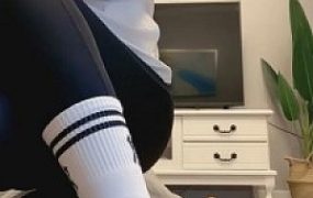 【茹雪】坐脸窒息/喂食/深喉