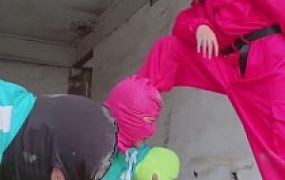 【美离子】鱿鱼游戏-户外虐三奴