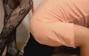 【云云酱】可爱萝莉强制踢裆【完整版】 G-210709-30