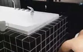 【乐姐】江景酒店调教-榴莲圣水喂食 G-210712-7