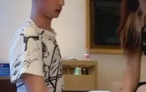 【蛇食梦子】精神小妹鞭打耳光抽奶狗 G-210722-25