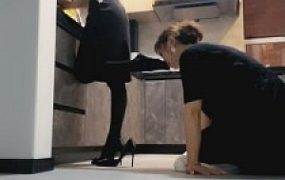 【歌迪丝】唯美视角-黑丝诱惑羞辱母狗 G-210808-32