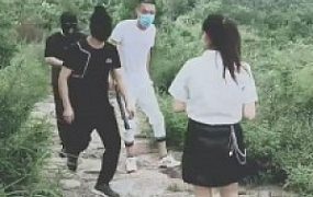 【依然】爬山偶遇劫匪虐成狗【上】 G-210814-8