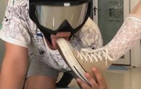 【云云酱】喝刷鞋水/插嘴/舔鞋/帆布鞋