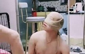 【lisa宝宝】小偷乖乖舔脚