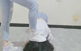 【梦幻大大】胯下短肉丝玩母狗 G-210823-11