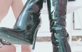 【兔粉粉】靴子清理器舔靴底 G-210822-13