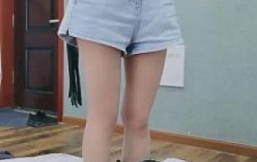 【武汉乐乐女王】运动鞋白袜原味调教