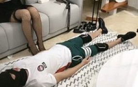 【文希S】高跟踩踏羞辱贱狗